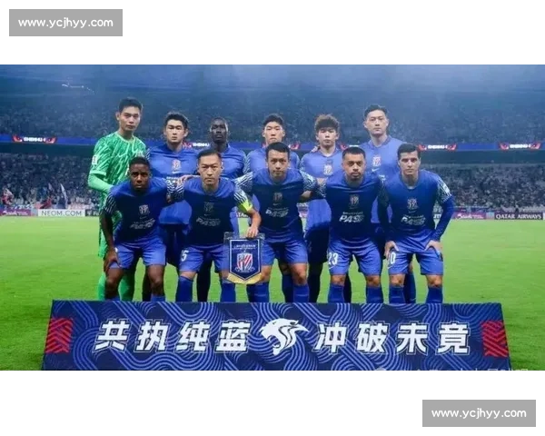 申情家年华暖聚影院 申花全员与球迷共燃冠军心